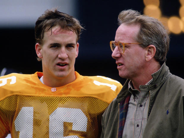 Peyton Manning with his father Archie Manning  