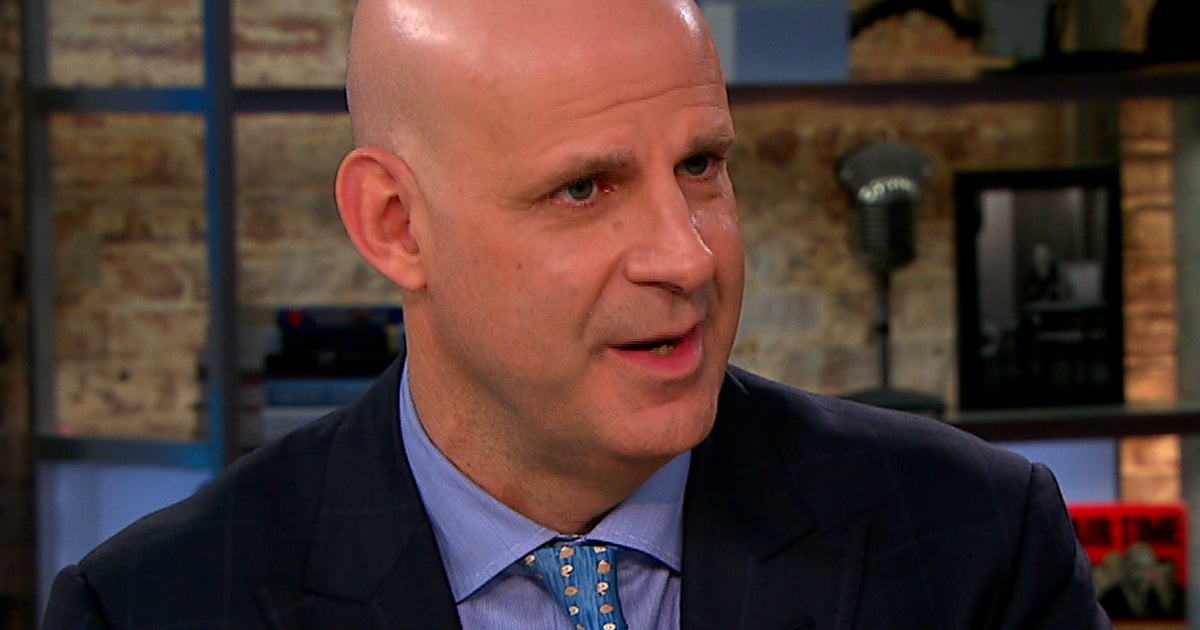 Harlan Coben on thriller "Stay Close" - CBS News