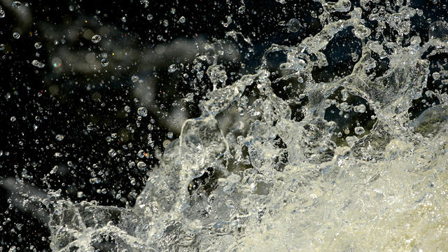 water1.jpg 