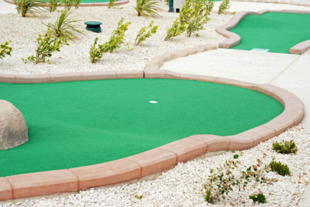 Miniature golf generic hole 