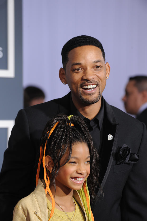 robyn-beck-actor-will-smith-poses-with-his-daughter-actress-willow-smith.jpg 