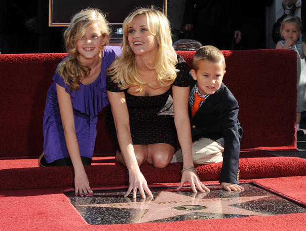 mark-ralston-academy-award-winning-actress-reese-witherspoon-daughter-ava-elizabeth-phillippe-l-and-son-deacon-phillippe.jpg 