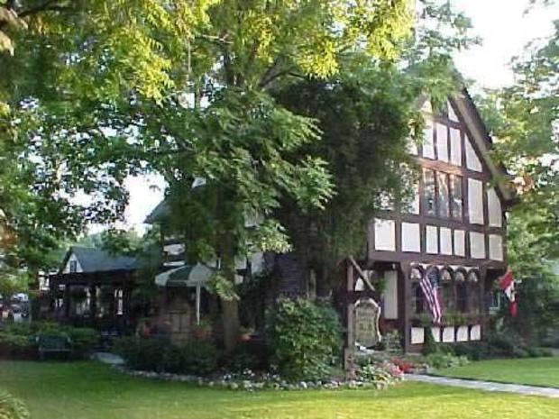 Bishop's Cottage 