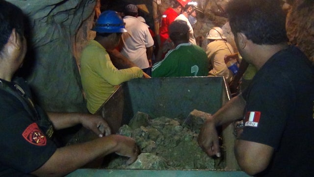 Trapped miners in Peru 