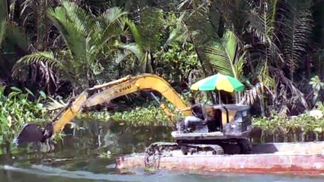 Excavator_Oar_copy.jpg 