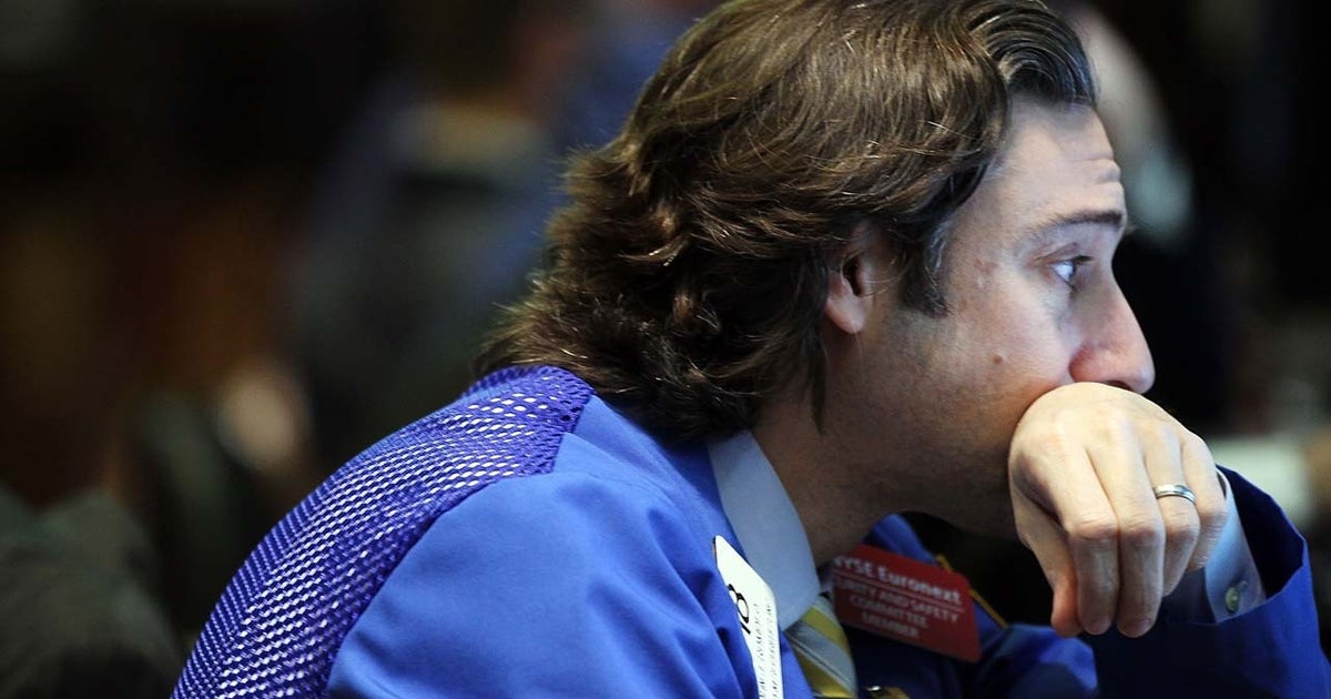 Stocks extend longest slump this year - CBS News