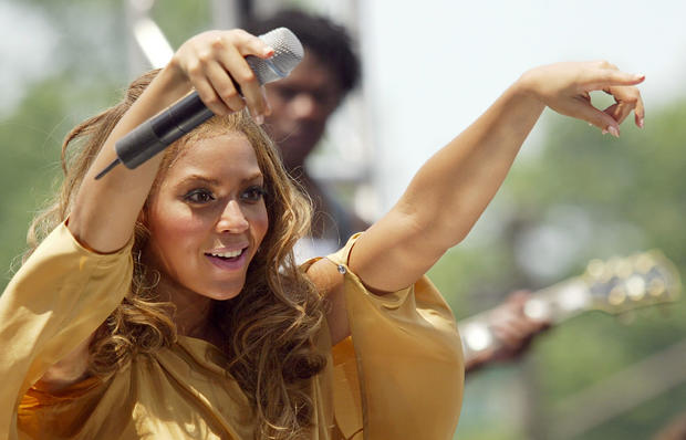 scott-gries-beyonce-knowles-performs-for-the-cbs.jpg 