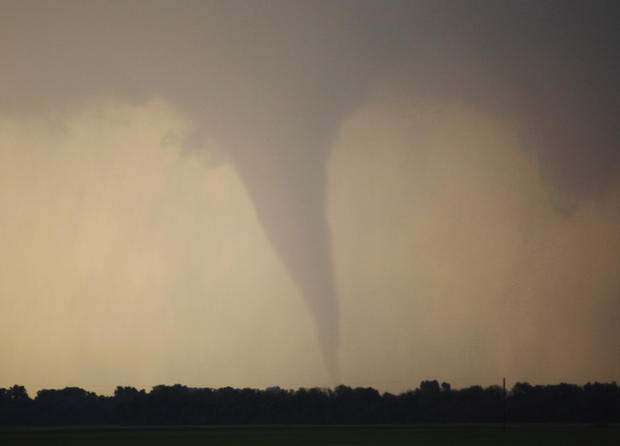 tornado_AP120414173019.jpg 
