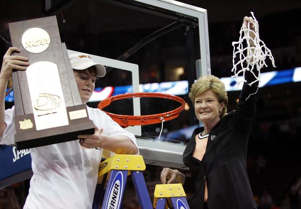 Pat Summitt and her son Tyler celebrate after cutting down 