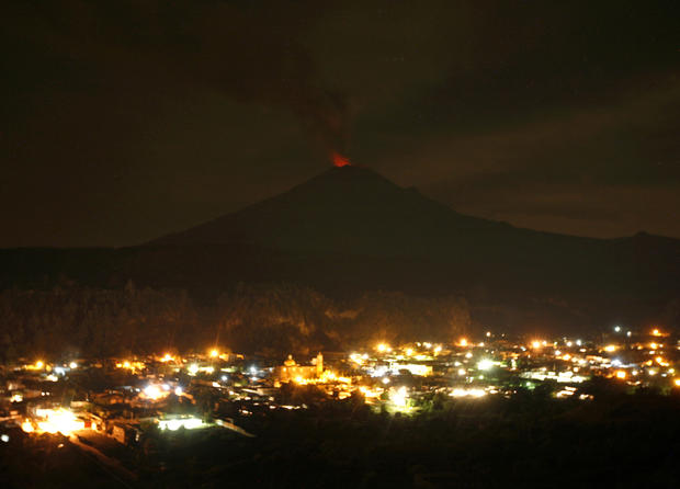 Volcano_AP120421127016.jpg 