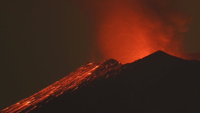 Volcano_AP120421135407.jpg 