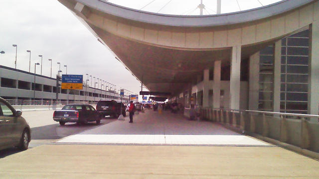 metro-airport-beth-fisher.jpg 