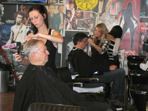 Floyd's 99 Barbershop 