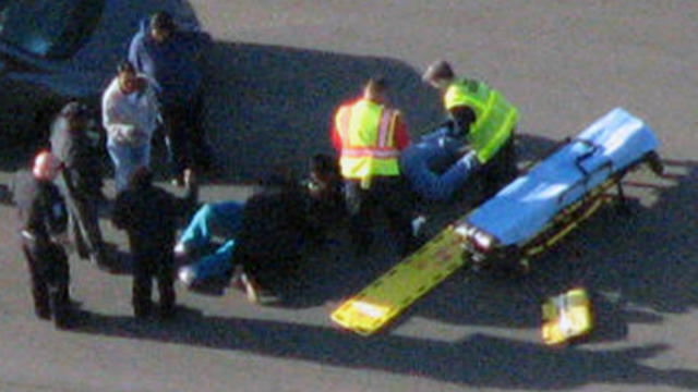 8-mile-ped-accident-4-27-12.jpg 