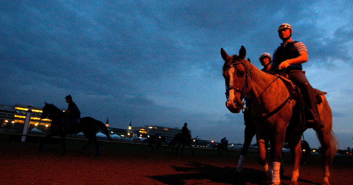 Night racing a hit, but not yet for Kentucky Derby - CBS News