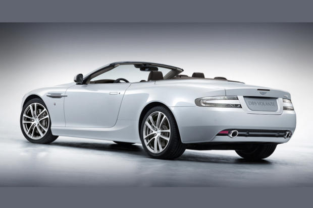 2012-aston-martin-db9-volante-perfectly-proportioned-from-every-angle-vdp.jpg 