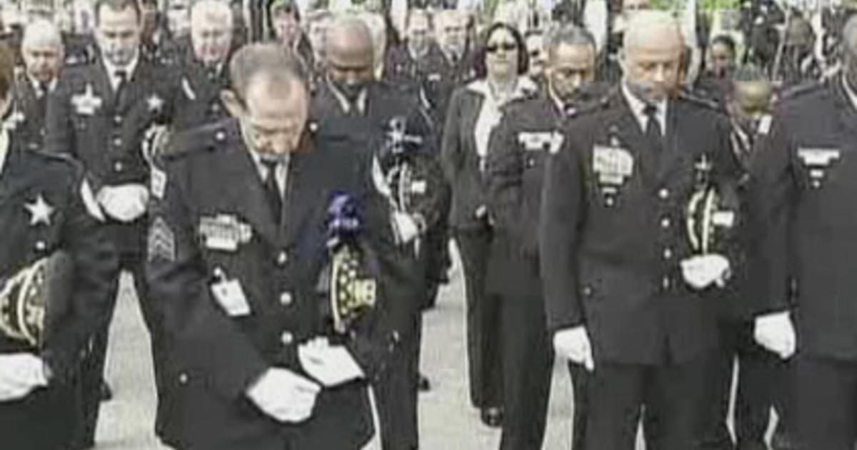 Fallen Chicago Police Officers Honored At Annual March CBS Chicago
