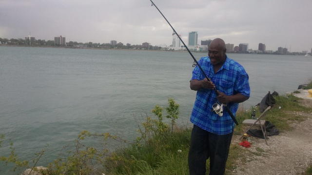 detroit-river-fishing-14.jpg 