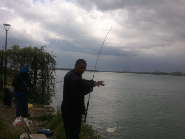 detroit-river-fishing-11.jpg 
