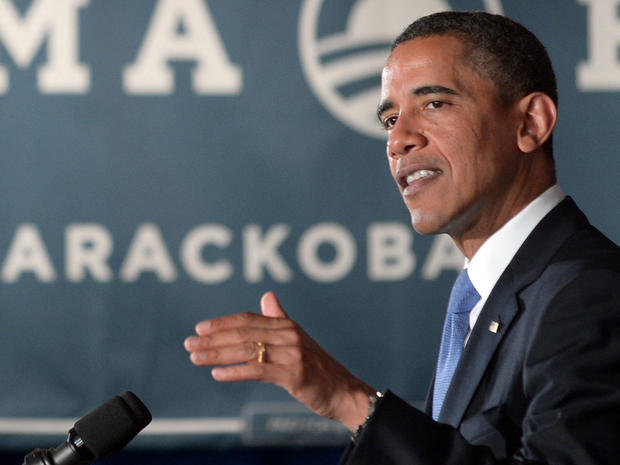 Obama stresses need for Wall Street regs, turns to Wall Street execs for campaign cash 