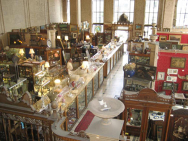 Shopping &amp; Style Antiques, Vintage Bank Antiques 