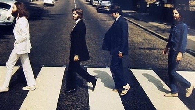 Beatles Abbey Road photo fetches $25k  