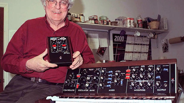 Google honors synthesizer inventor Bob Moog with doodle 