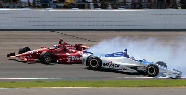 Takuma Sato spins in the first turn 