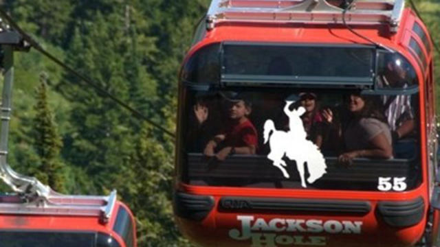 jackson-hole-mountain-resort-tram.jpg 