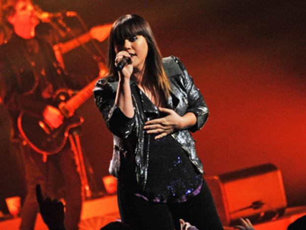 Nightlife &amp; Music Summer Concerts, Kelly Clarkson In Concert 