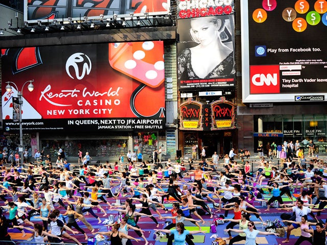 YogaNYC2012-146584032.jpg 