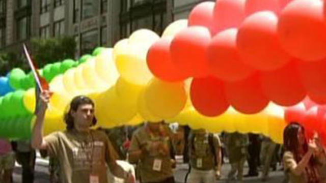 gay-pride-parade-4201.jpg 