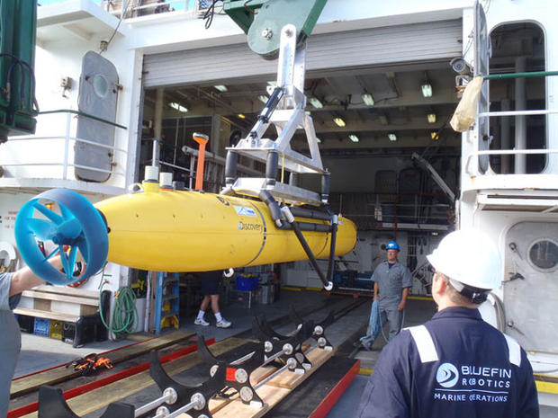 Sonar search with the Autonomous Underwater Vehicle 