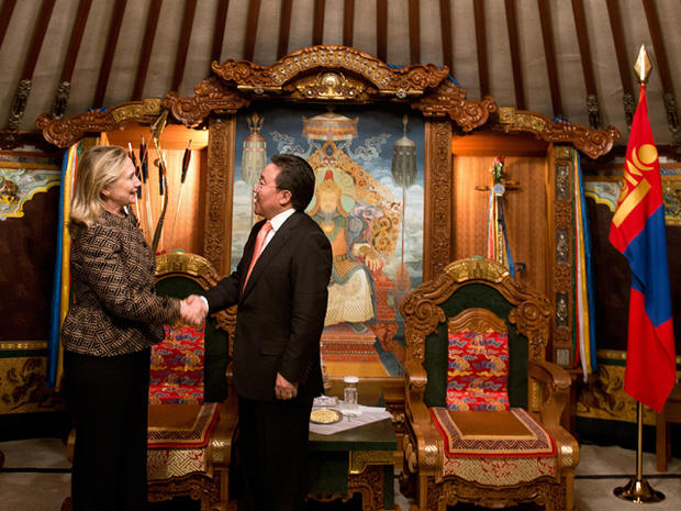 Secretary of State Hillary Clinton meets Mongolian President Elbegdorj Tsakhia 