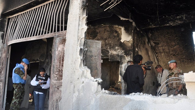 Syria, Tremseh, observers 