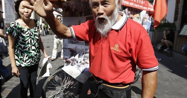 Man claims he rode rickshaw from China to London Olympics - CBS News