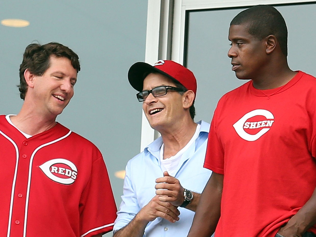 Charlie Sheen donates $50,000 to Cincinnati Reds fund - CBS News