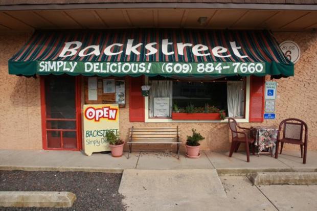 Backstreet Simply Delicious! 