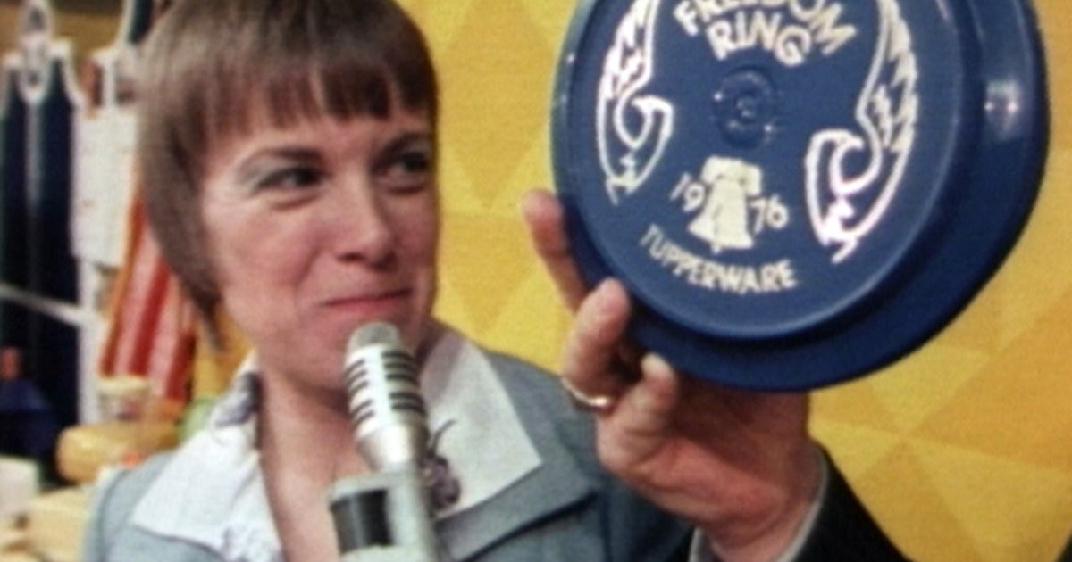 The Mad Mad World of Tupperware - CBS News