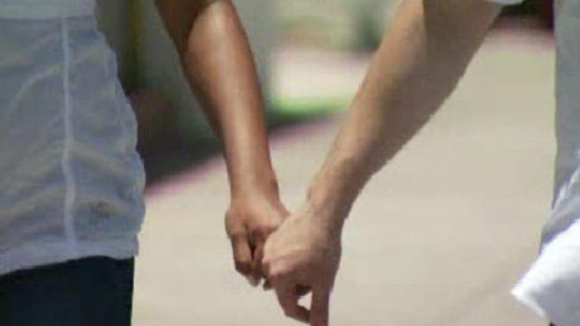 couple-holding-hands.jpg 