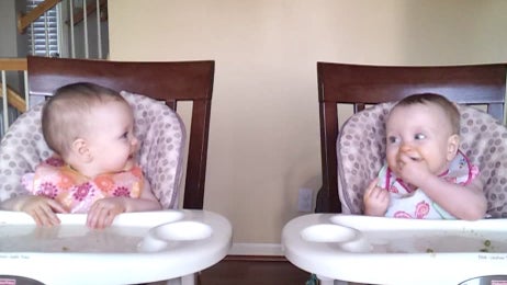 Twin_Babies_Dancing.jpg 