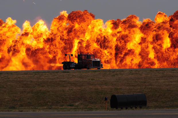 jet-truck-fire-wall.jpg 
