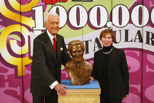 3447939-frederick-m-brown-host-bob-barker-and-sculpture-angie-whitson.jpg 