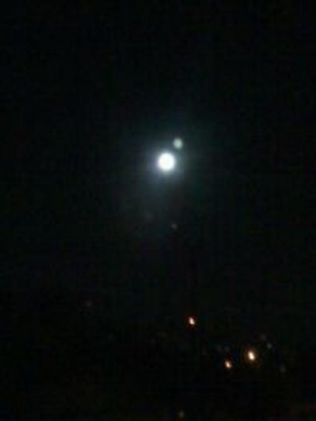 blue-moon-toni-yadi.jpg 