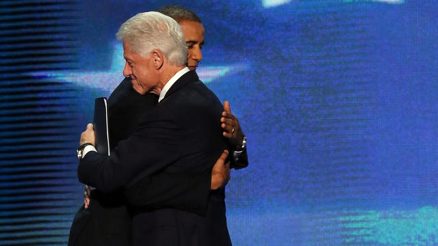 Obama joins Clinton on DNC stage  