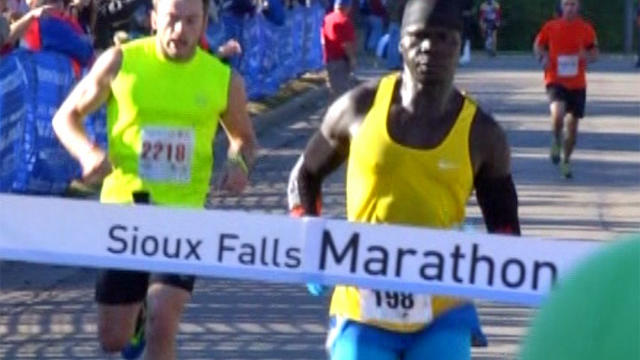 marathon-runner.jpg 