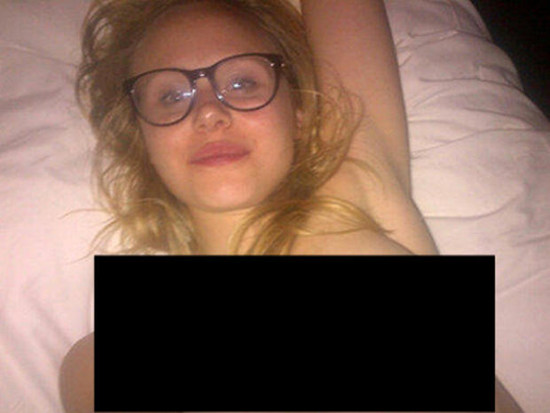 Alison Pill  Topless Twitter Pic 