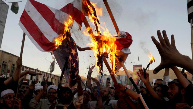 Pakistan, protests, protesters, american flag, burning 
