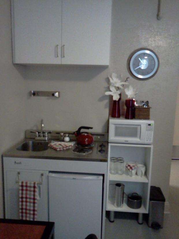 berry-studio-kitchenette.jpg 