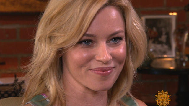 ElizabethBanks.jpg 